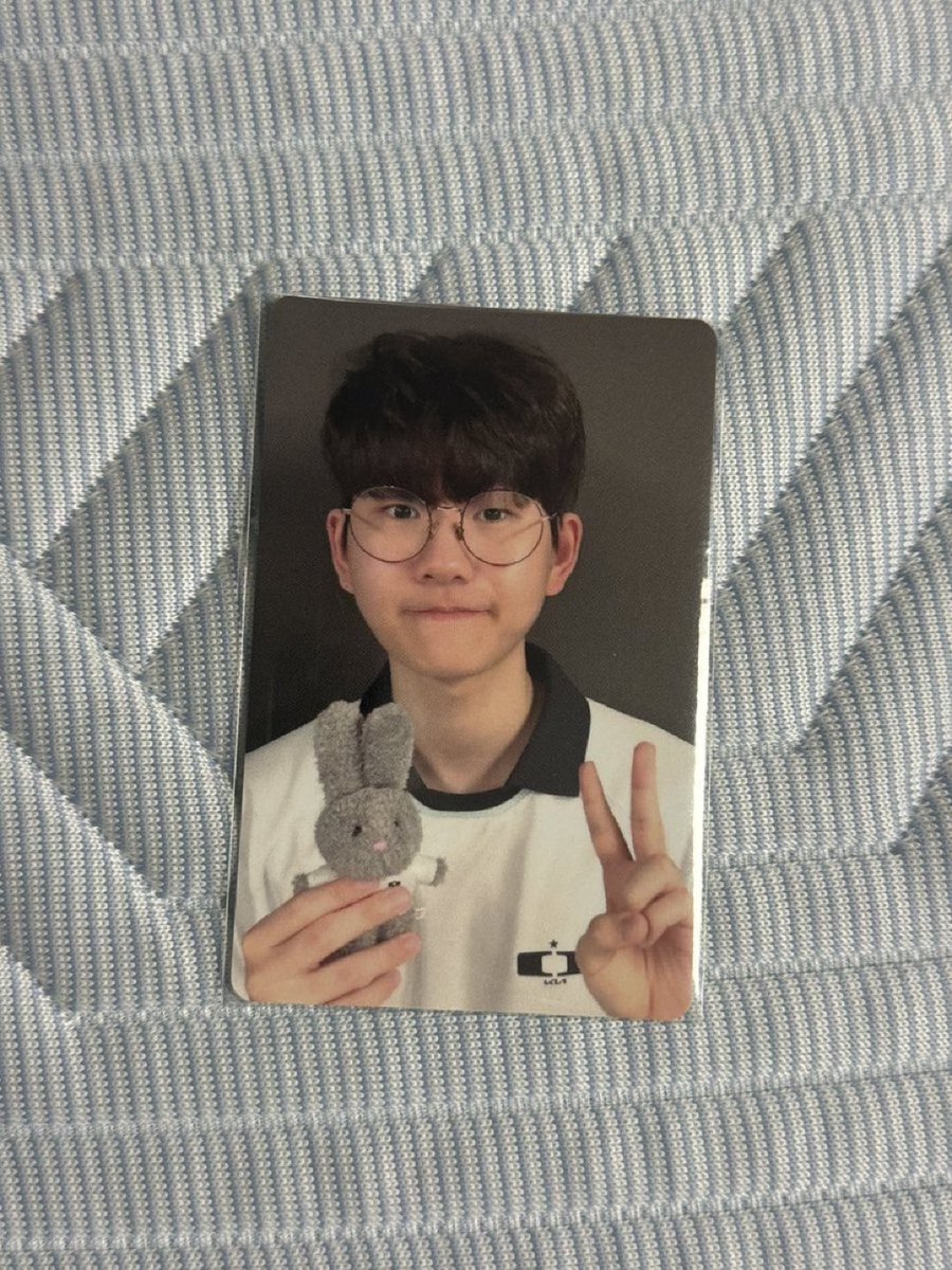 rjfoo_O_'s tweet photo. 디플러스기아 올리베 딮끼 딮기 아크릴 스탠드 포토카드 포카 교환

저: 커리어 오형석 Career
🩵: 쇼메이커 허수 ShowMaker

옾챗주세요
https://t.co/b8Va0W3DJt

양도는 아크릴 스탠드 포함 배미포 2.0 https://t.co/wpVQnUns5f
