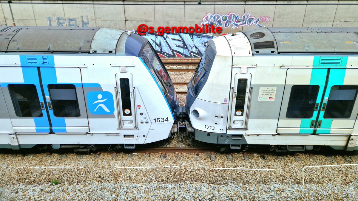sgenmobilite's tweet photo. RER A : UM INÉDITE MI09 STIF + MI2N ALTÉO !!!

Actuellement sur les voies de garages à Vincennes suite à son premier voyage nocturne depuis les ateliers de Rueil (92) et avant la deuxième étape cette nuit vers Sucy (94)
#rera #ummi09mi2n #mi2n #mi09 #ratp #stif #idfm #rer #inedit https://t.co/NPHE27IWsX