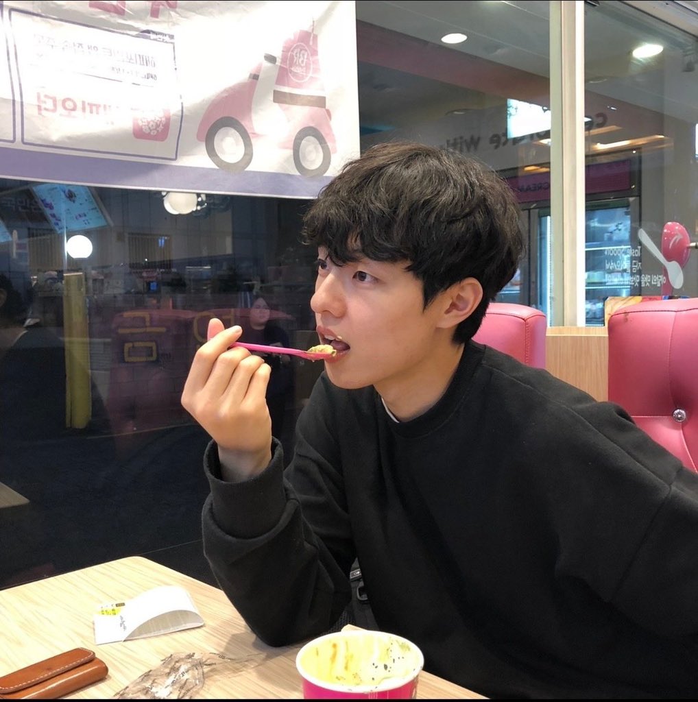 1s2pp's tweet photo. 똔개고화질에바잖아진짜미친 ㅠㅠㅠㅠ https://t.co/Gn6nhdhKc4