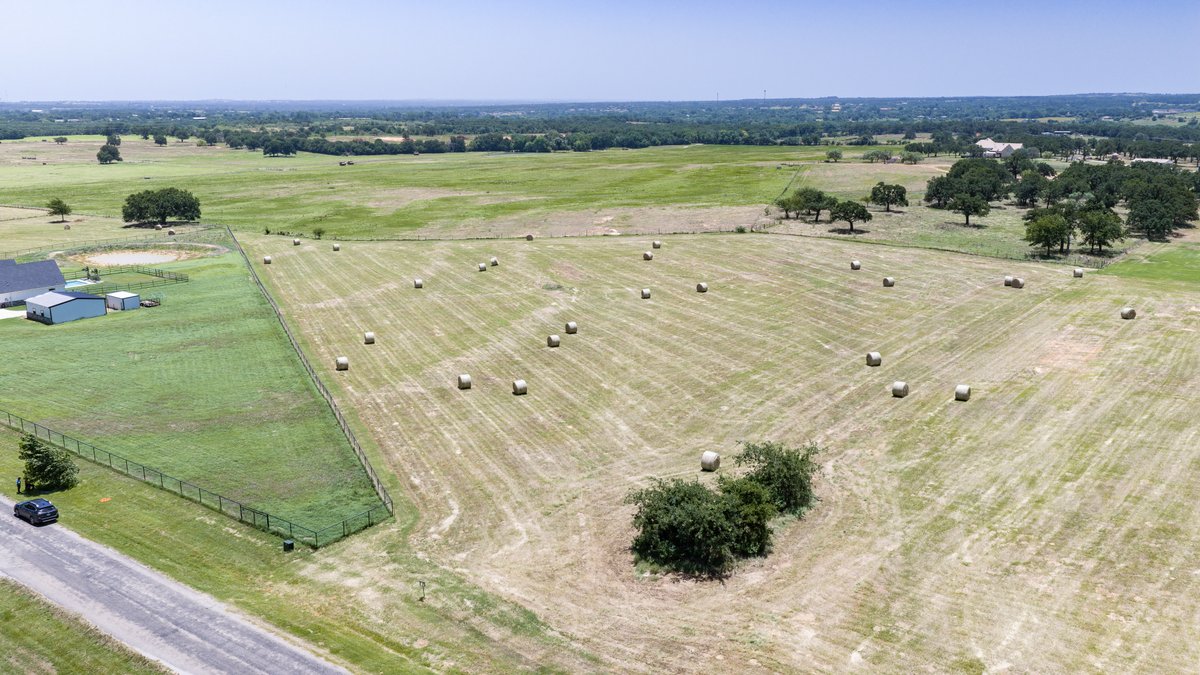 LandCompanyofTX's tweet photo. 🌳5.152 Acres (lot 19) Monarch Court, Poolville, Tx 76487🌳
👉https://t.co/zfAWHJNuPw

Presented by: Chris McGowan, REALTOR®
📱940-389-7544 

#landcompanyoftexas #texasrealestate #texaslandforsale #landsearch #landforsale #parkercounty #parkercountytx #parkercountyrealestate https://t.co/zmpeSnz8bh