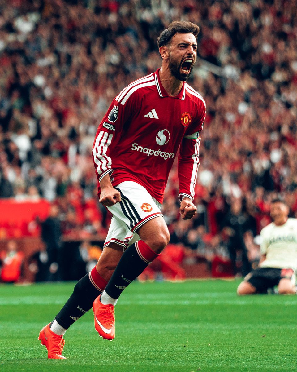Adeoye__3's tweet photo. Hat trick 
My captain ���‍✈️ https://t.co/xYJFy9kIhv