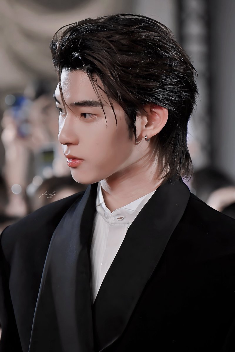 real_pntt's tweet photo. แบกไม่ไหวก็วางไว้ก่อน… ความหล่อน่ะ 🫠

WELCOME RISING THIRD WAN
#FanboyGalaNight
#twnpich @twnpich https://t.co/0acQJdgrXD