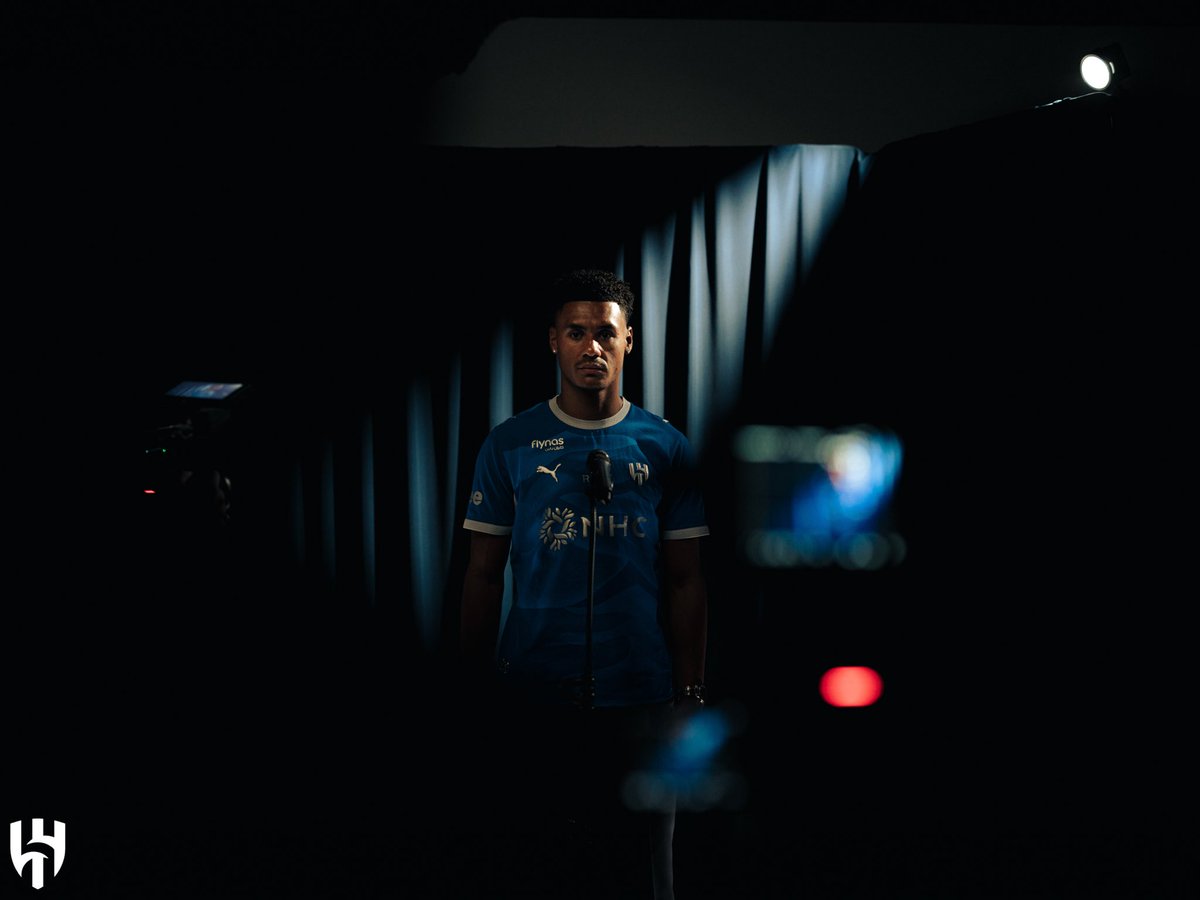 Alhilal_EN's tweet photo. From Birmingham to Riyadh.. Ollie Watkins is here. 🤩 https://t.co/GZM5Qg3uho
