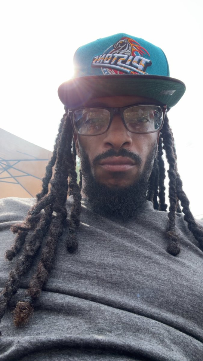 DaddySharkZeek's tweet photo. #WhatUpDoe https://t.co/XetZTWwgM8