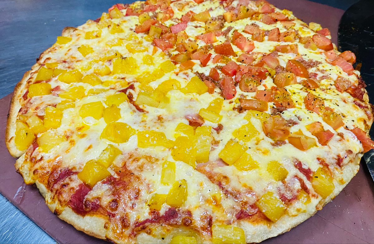 OterosPizza's tweet photo. Un clásico hoy domingo. https://t.co/rssqllW0ah