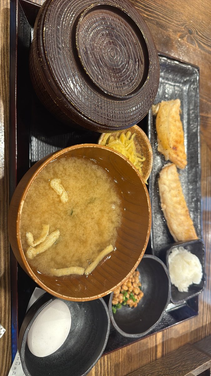 nishiki19970719's tweet photo. 今日のばらまき舞踊ショー
俺のグッズ受け取ってくれたかなー？
┐(´∇｀)┌
なんか初めての経験だったなw

あしたは泣いても笑っても
最後の公演、頑張るぜ💪
しばらく関東戻ってこないから
みんな待ってるよー‼️

撮り溜めしてるやつだから
同じ支度のしかないw

#龍錦　#篠原演芸場 https://t.co/hzhghcnRK9