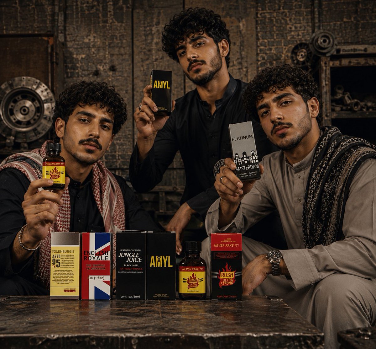 BrixMaz94303's tweet photo. poppers available 30ml https://t.co/w1acLn5anq
