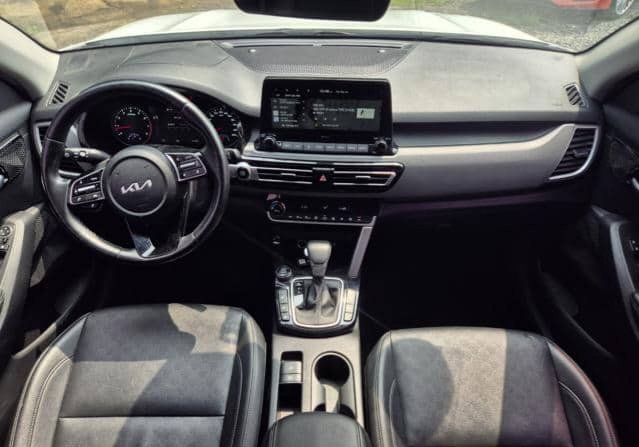 dx_autos's tweet photo. 2023 KIA SELTOS
1.6L Turbo
21,400 km
Push to start
Leather seats
Reverse camera
Infotainment system
Clean title

Price: $ 14,900 / GHC Equivalent
Including shipping  to Tema

WhatsApp/Call: 0550256731
https://t.co/dXnlb0yndK https://t.co/XJPAuCTX4n