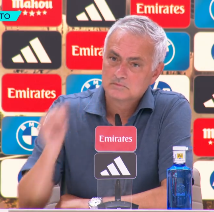theMadridZone's tweet photo. 🚨 José Mourinho: "A boy who is not very loved gave a GREAT performance today: EDUARDO CAMAVINGA.

I really loved his performance." https://t.co/LdO6R1dx8f