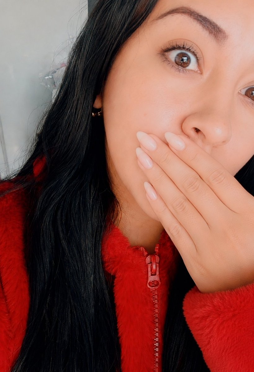 day121516's tweet photo. Por la cantidad de propuestas que recibo, creo que voy a empezar a vender contenido🫣😴👀 https://t.co/jqyzzeksxy