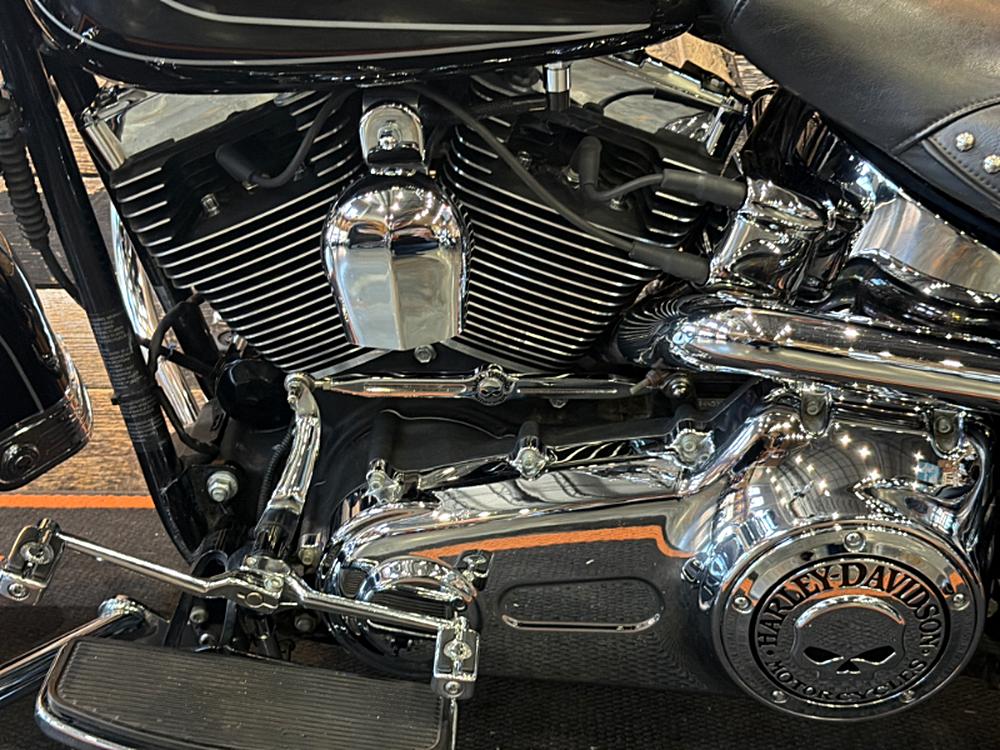 PatsyStuczmpd's tweet photo. 2010 Harley-Davidson Heritage Softail Classic | $8, 198

Explore this reliable, high-performance motorcycle built for the open road. Call us at (920) 498-8822 for details. https://t.co/NMeTqmkK4l