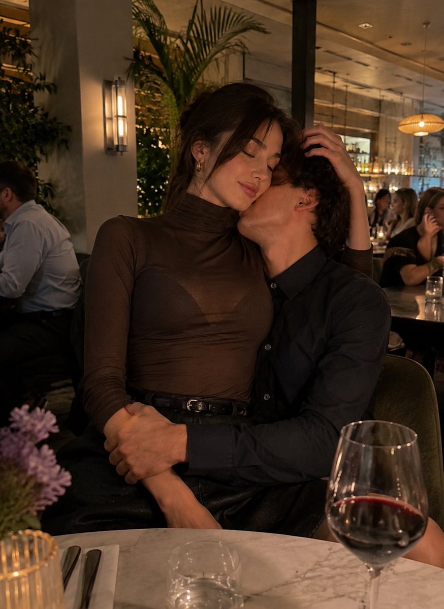 deityofnightt's tweet photo. the man who is obsessed with me is my type https://t.co/wQj1tBzdsr