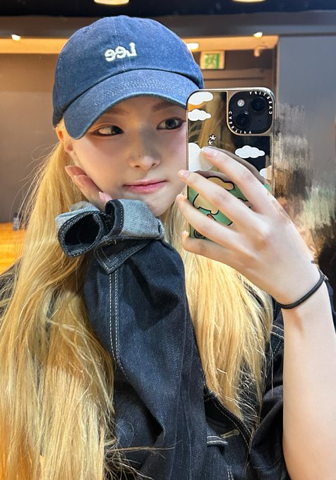 dailytriples's tweet photo. ˚｡⋆ hayeon https://t.co/huahthePLq