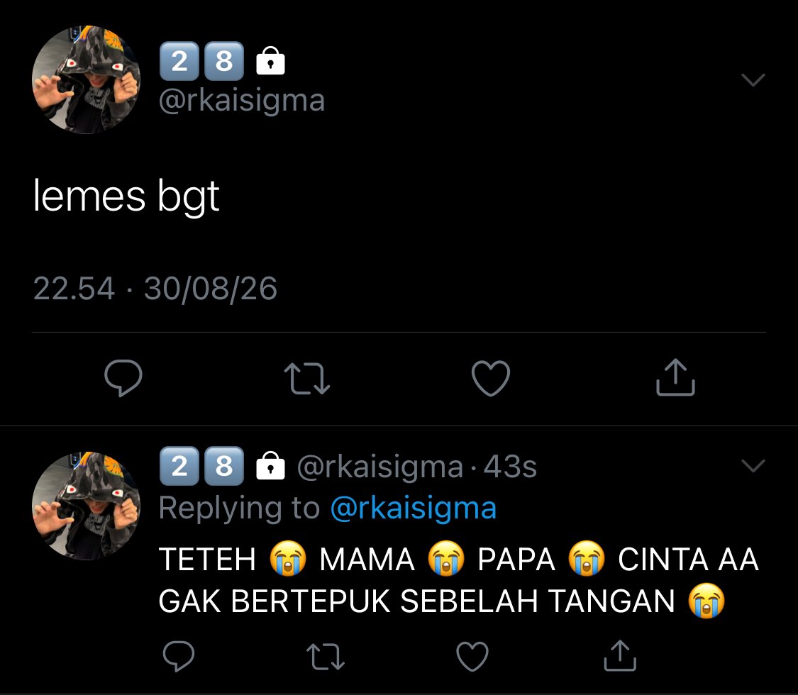 rrubidiarys's tweet photo. 623. 😭😭 peluk khai skrg juga 😭😭 https://t.co/buQhMSQcjt