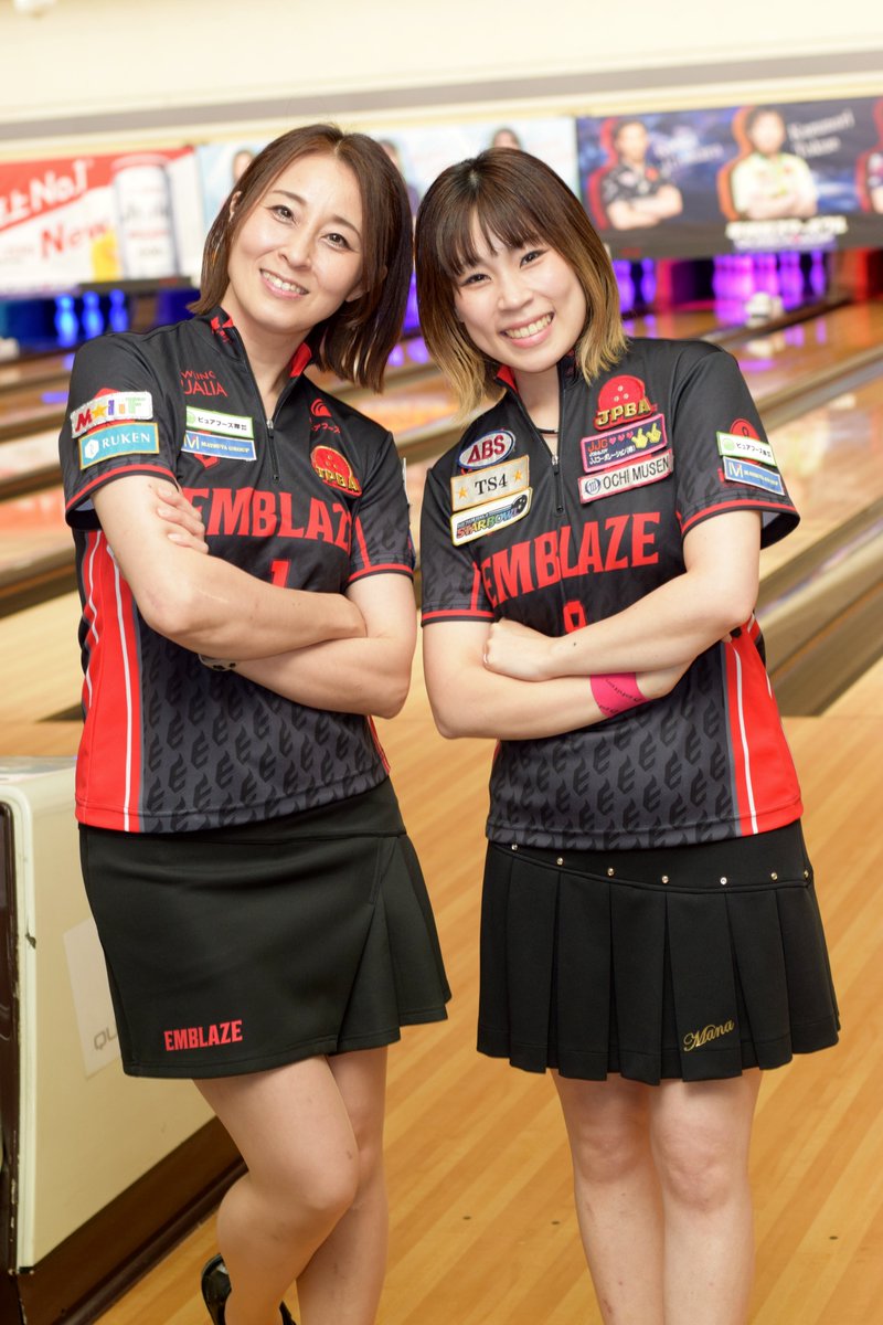 hayatobowler's tweet photo. 先週日曜日は平和島スターボウルにて麗プロチャレンジに参加🎳
センター所属の真南プロも投球‼️
ボウリングもですが、エンブレイズ東京の黒ウェアでオソロも楽しみました😁
#姫路麗 プロ
#越智真南 プロ
#ボウリング
#プロチャレンジ
#エンブレイズ東京 https://t.co/5XQF9FvYc9