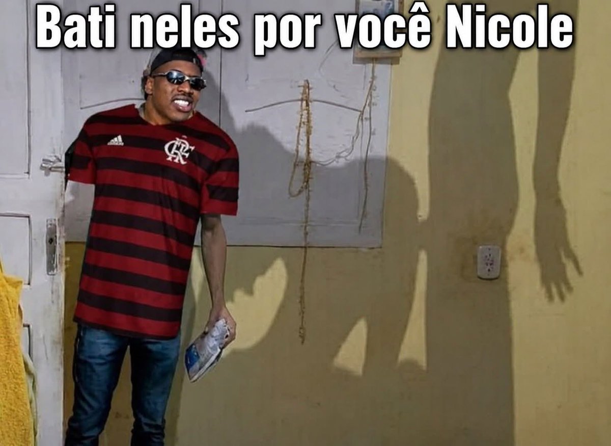 lixobostaburro's tweet photo. A rua sou eu”” 🤣🤣🤣 https://t.co/ZKRephaRMh