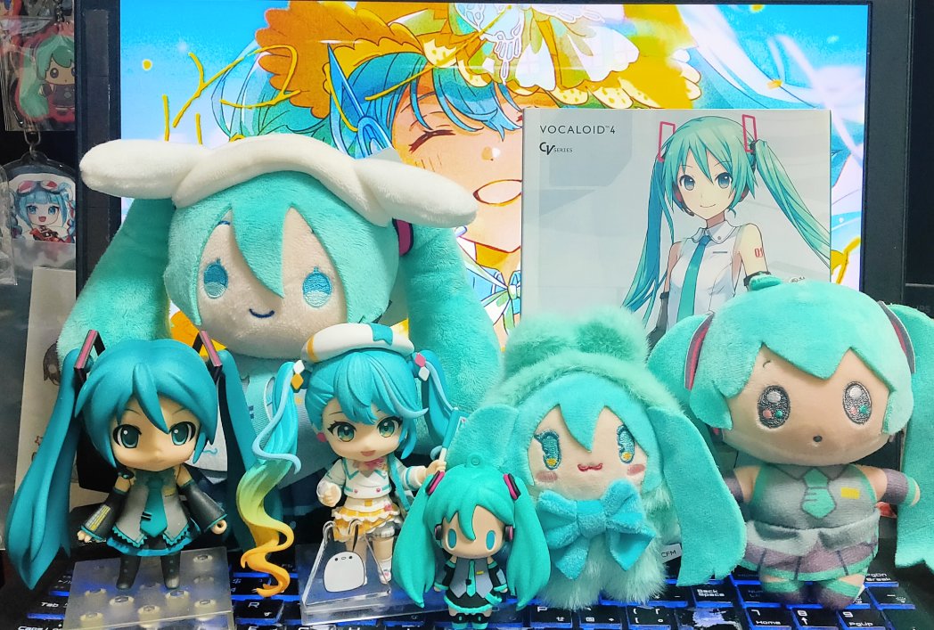 mnmm3456's tweet photo. 今日がお誕生日とか記念日の方はおめでとうございます
　
私のところからは、初音ミクちゃん、ちゅんこ豆ちゃんおめでとうございます🎂🎉 https://t.co/G6BH2YR4BX