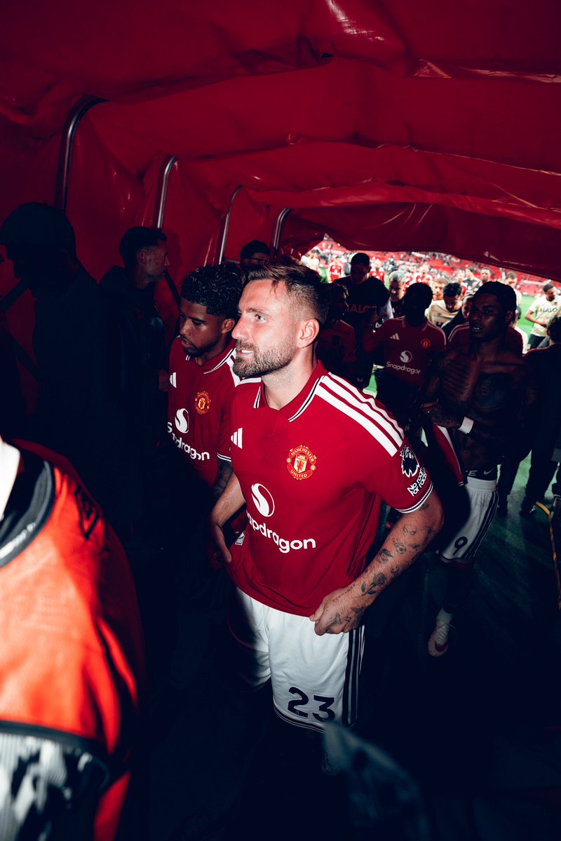 ManUtd's tweet photo. That full-time feeling ❤️‍🔥 https://t.co/AK0rXKkXwa