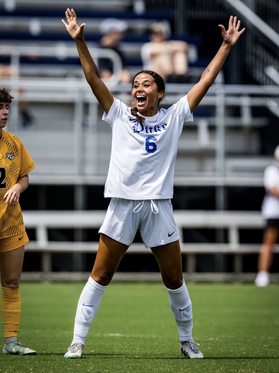 DukeWSOC's tweet photo. Pretty good half 🤠

Duke 5, VCU 0 https://t.co/LZYGQvTuAW
