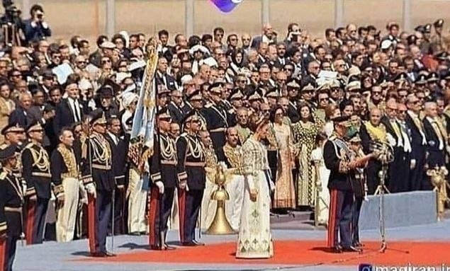 gohardadizapas's tweet photo. Until Iran returns to the glory of its past in the Pahlavi era, the world will never find peace.
#LionsunRise
#KingRezaPahlaviForIran https://t.co/pxY4nGrh1l