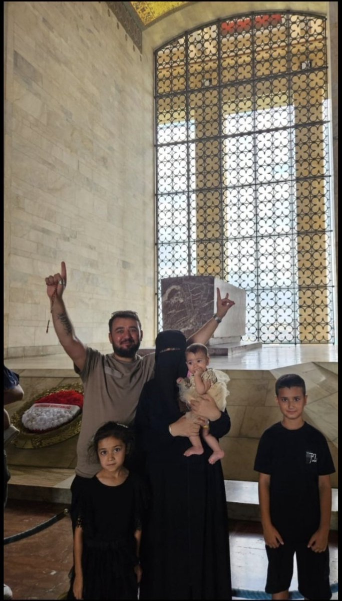 lordsinov's tweet photo. Ektiğimiz tohumlar o kadar özlü ve kuvvetlidirler ki bu fikirler, Hint'ten, Mısır'dan döner dolaşır gene gelir, verimli sonuçları kalpleri doldurur.

Atatürk https://t.co/omkX31nXud