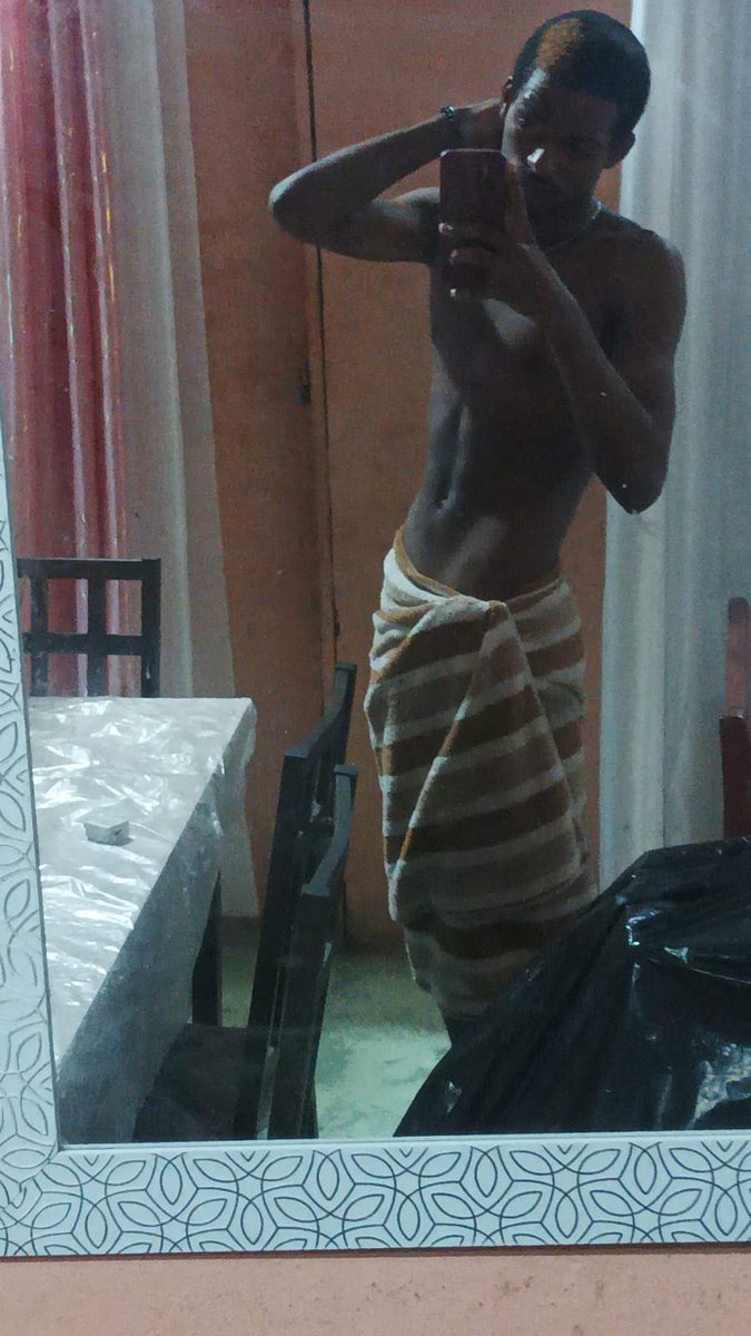 JhonDaz412031's tweet photo. Domingo por la tarde… y ya me siento peligroso. 😈🔥 https://t.co/YuC6guDWWW