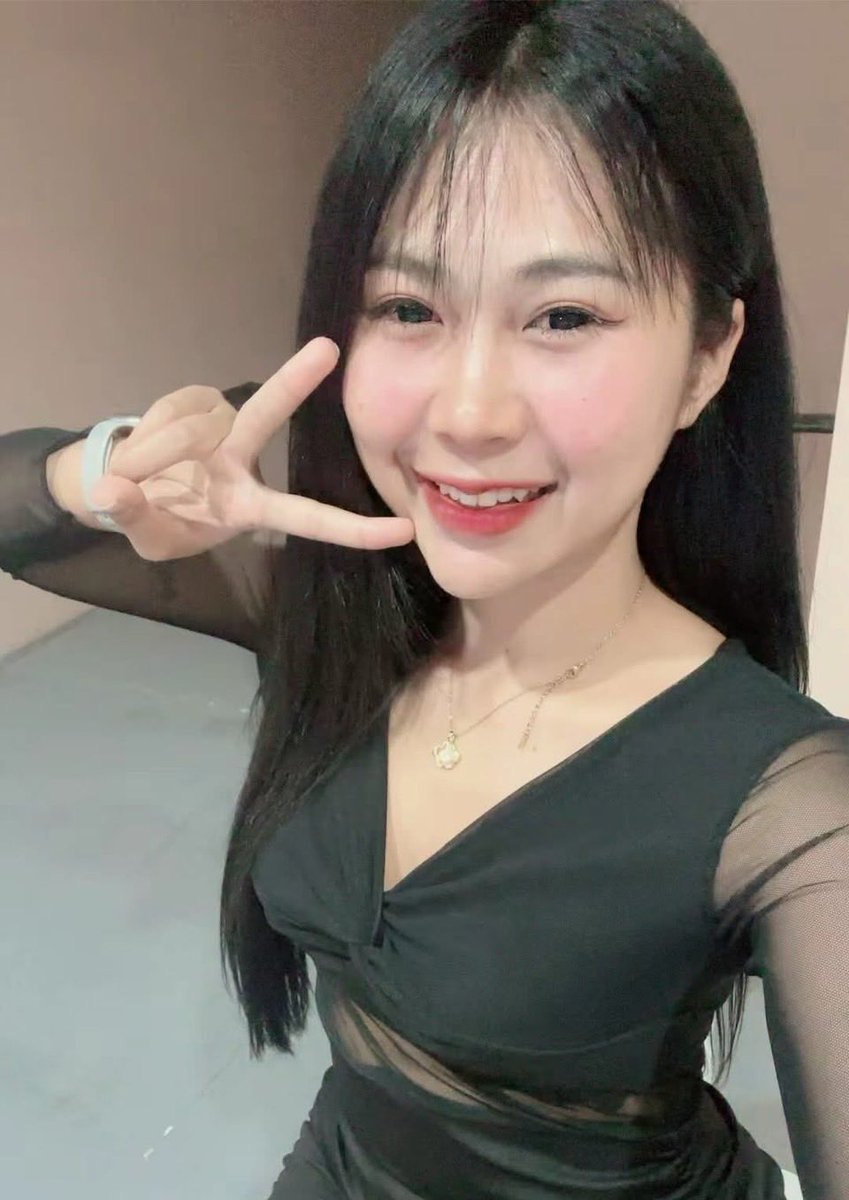 WalkerCore45401's tweet photo. ครีมพรีเมี่ยม เนียนจริง
บอกลาวิธีแต่งหน้าแบบเดิมๆ
ใช้แค่ตัวเดียว บำรุงกันแดด 

ไม่ต้องง้อแป้ง กันน้ำกันเหงื่อ
ไม่อุดตันรูขุมขนไอดี nus3399

#รับงานบางบ่อ #รับงานบางเสาธง 🌊🧊 https://t.co/i14wjWm1bW