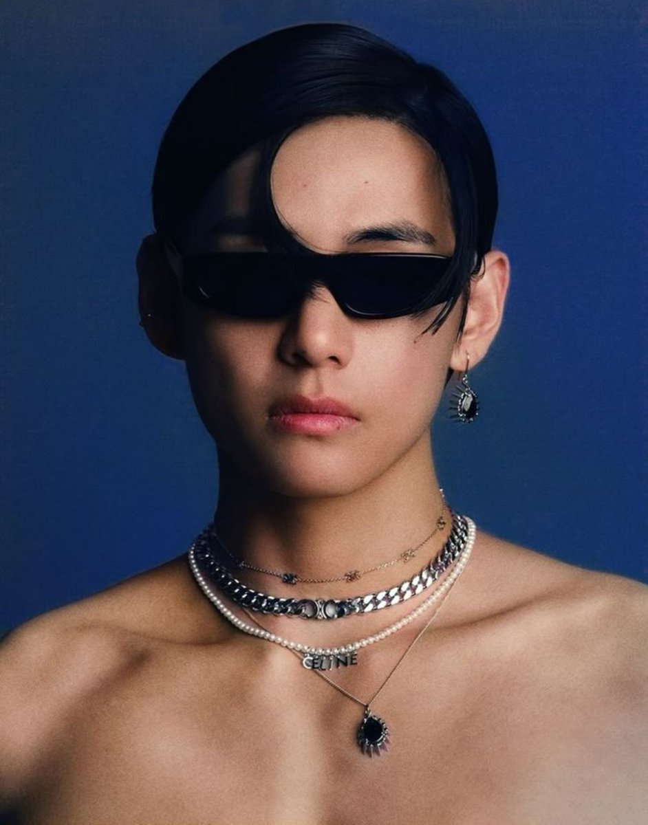 godthvs's tweet photo. serving cunt is taehyung's default https://t.co/FKBaXznsRH