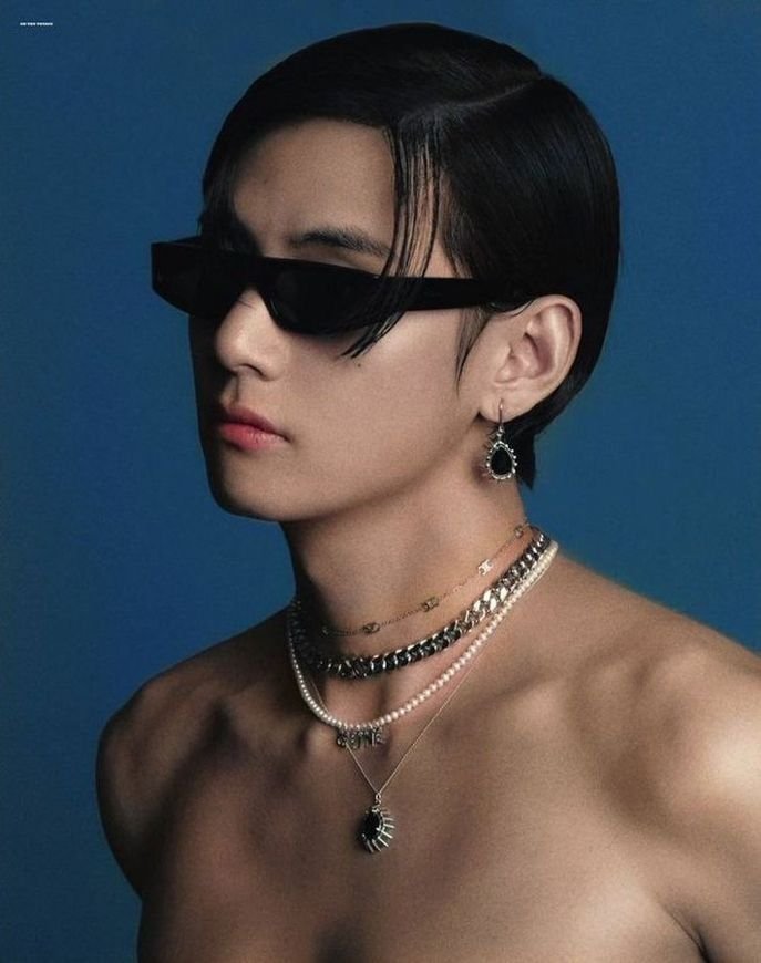 godthvs's tweet photo. serving cunt is taehyung's default https://t.co/FKBaXznsRH