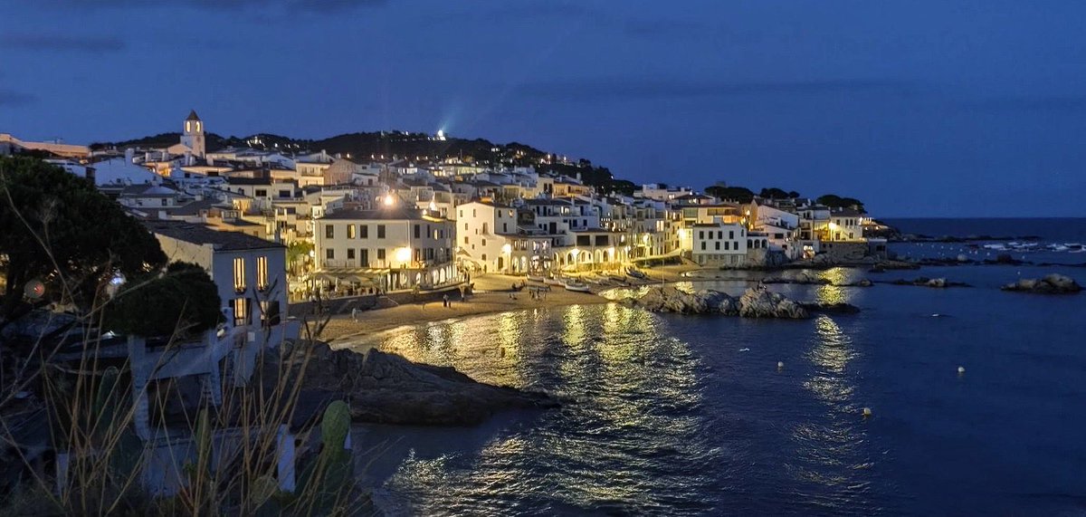 CarlesCompanyZ's tweet photo. Bona nit 🌜✨ @CgsKarma @mbatllori1
🎯 4/6
⏳ 00:00:00
🧳 3 Postals noves 🕺💃🏻
⬜️⬜️🟨⬜️🟨
⬜️🟩⬜️🟩✳️
⬜️🟩⬜️🟩🟩
🟩✳️🟩✳️🟩
Juga a https://t.co/4u35J5Eid1, el millor wordle en català
#WordleCat #mooot 408 https://t.co/gUhxAGwiKt