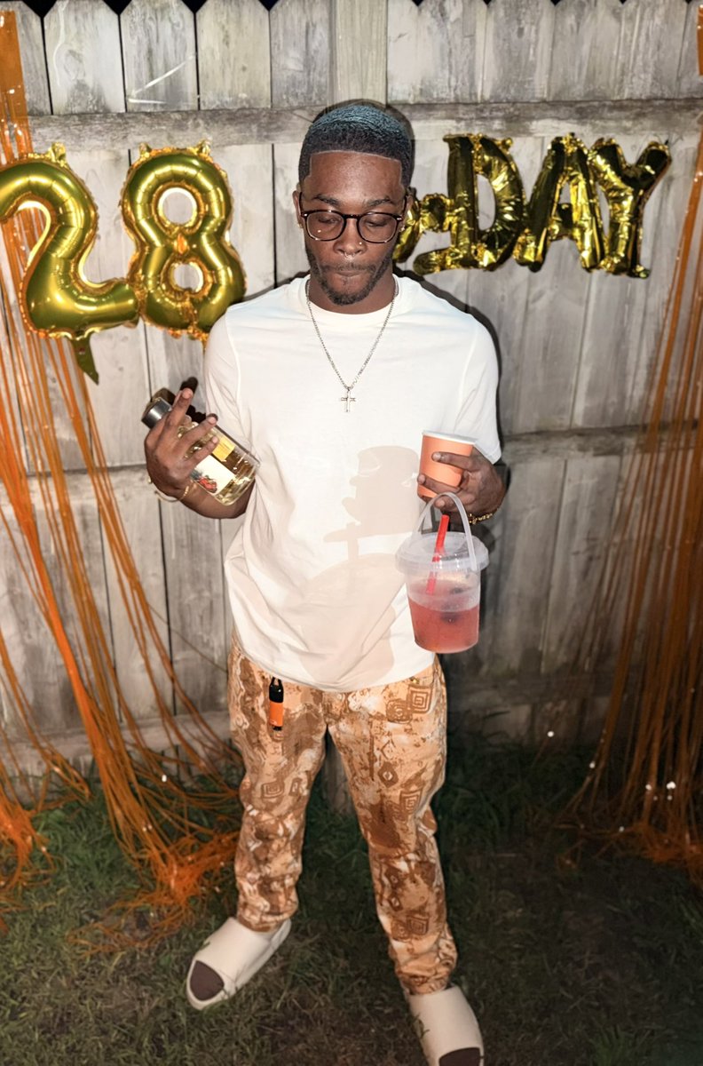 jaybr_wn's tweet photo. 2️⃣8️⃣ happy birthday to the realest 🥳🥳🧡♍️ https://t.co/EbGHHjM201