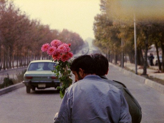 4NReveur's tweet photo. Close-Up (Abbas Kiarostami, 1990) https://t.co/QpiiMH0Xr4