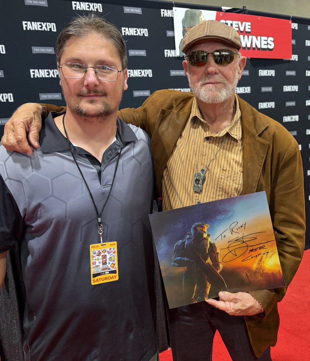 SkanDogVids's tweet photo. Yesterday at @FANEXPOCANADA in Toronto I had the privilege to meet @jentaylortown and @SteveDownes117 thank you both for the last 25 years take care https://t.co/D2ma00ytb1