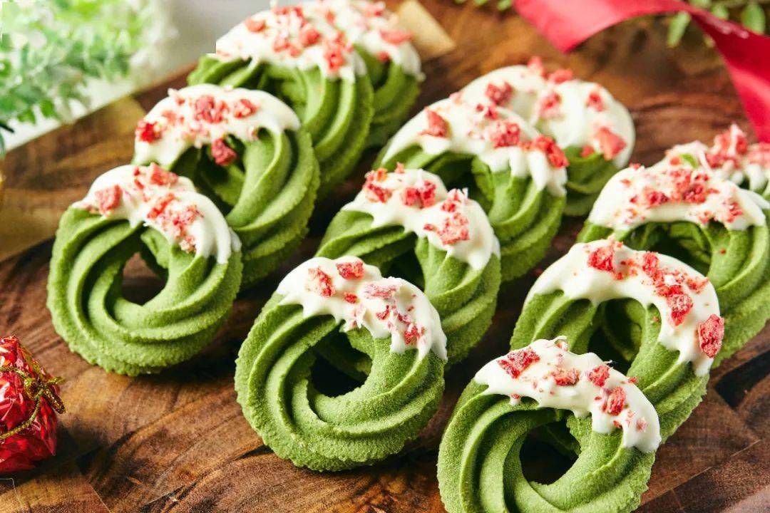 AMehetar's tweet photo. Just discovered these matcha white chocolate cookies — crispy, not too sweet, perfect for sharing with your favorite people! https://t.co/KwxLoMpv9j