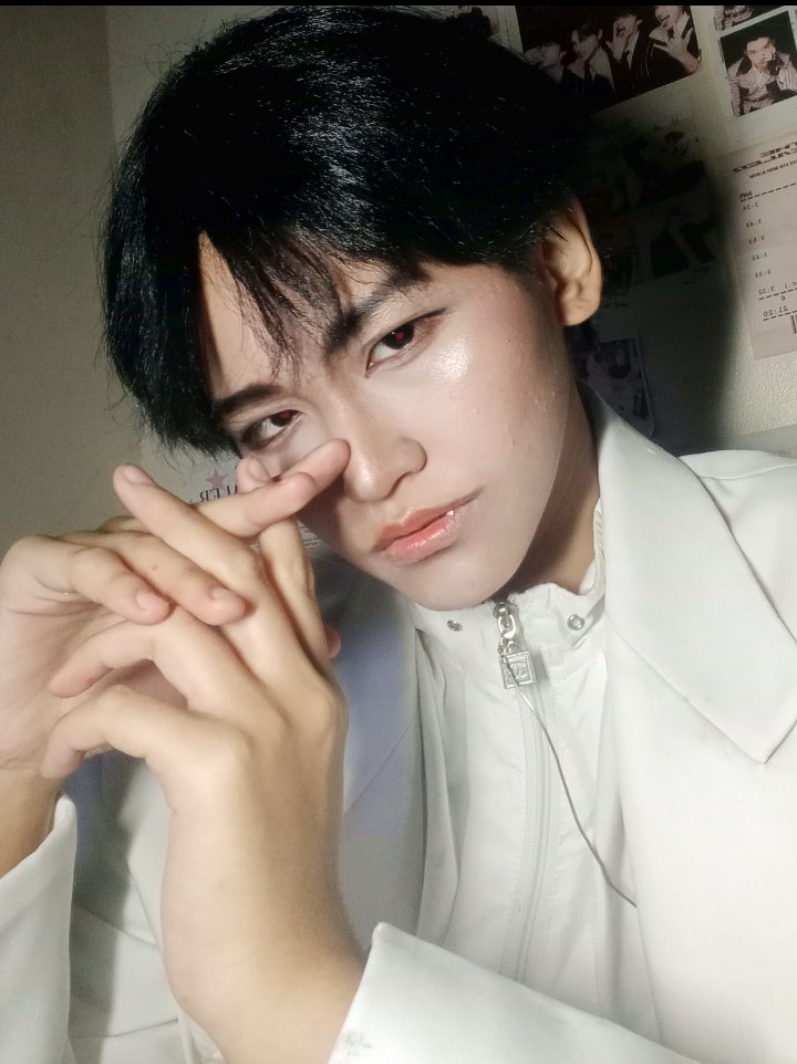 Avokabrehcs's tweet photo. reposting some old cosplays cuz y not https://t.co/eY6SQhNjSC