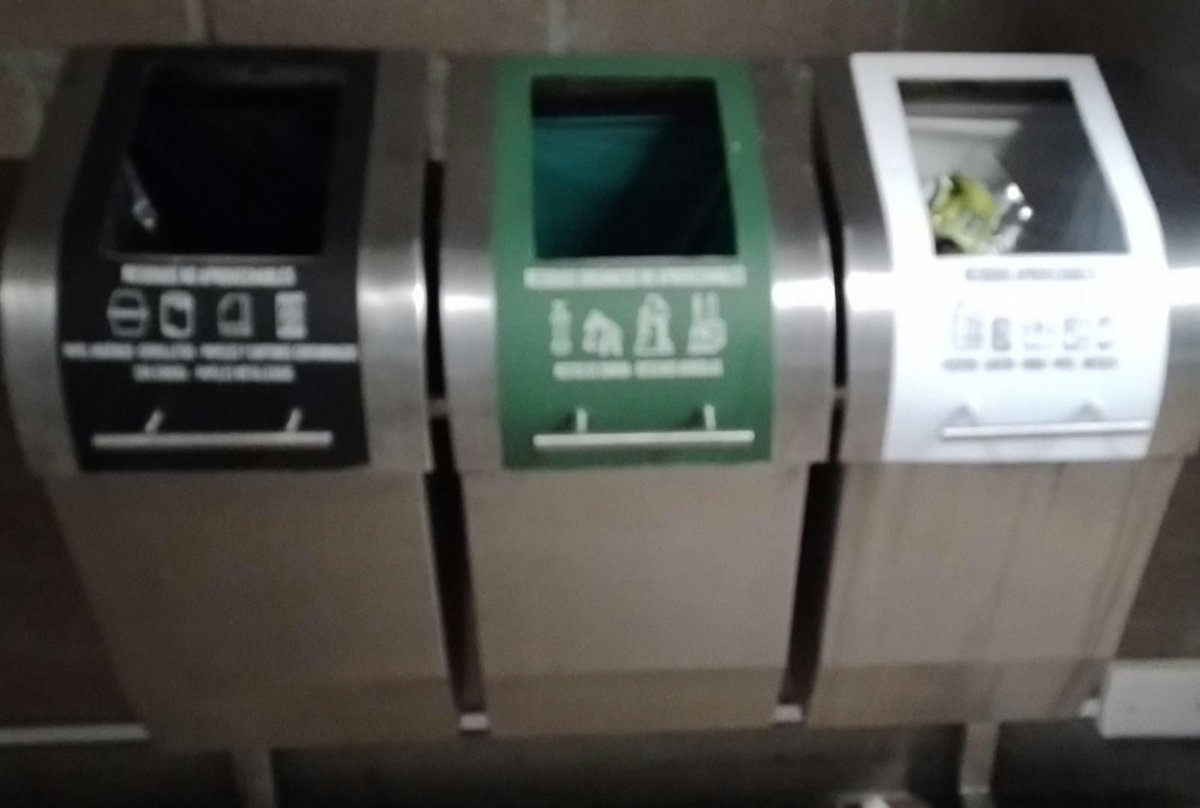 TabMiTierra's tweet photo. #OPINIÓN CIUDADANA EN TABASCOMITIERRA

"DEJEMOS DE HACER BASURA, HAY QUE RECICLAR"

"Desde nuestras casas salen los objetos que inundan los basureros y desde nuestras manos los desechos que inundan nuestras calles"

https://t.co/oPuoN9vGrT. (Tabascomitierra ) https://t.co/h4kLfpyb6h