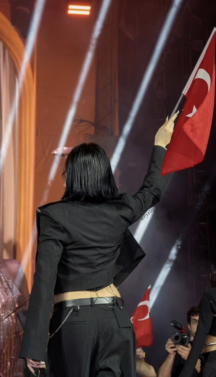 fonderrsol's tweet photo. “muhtaç olduğun kudret damarlarındaki asil kanda mevcuttur” https://t.co/EUTfp6njR1