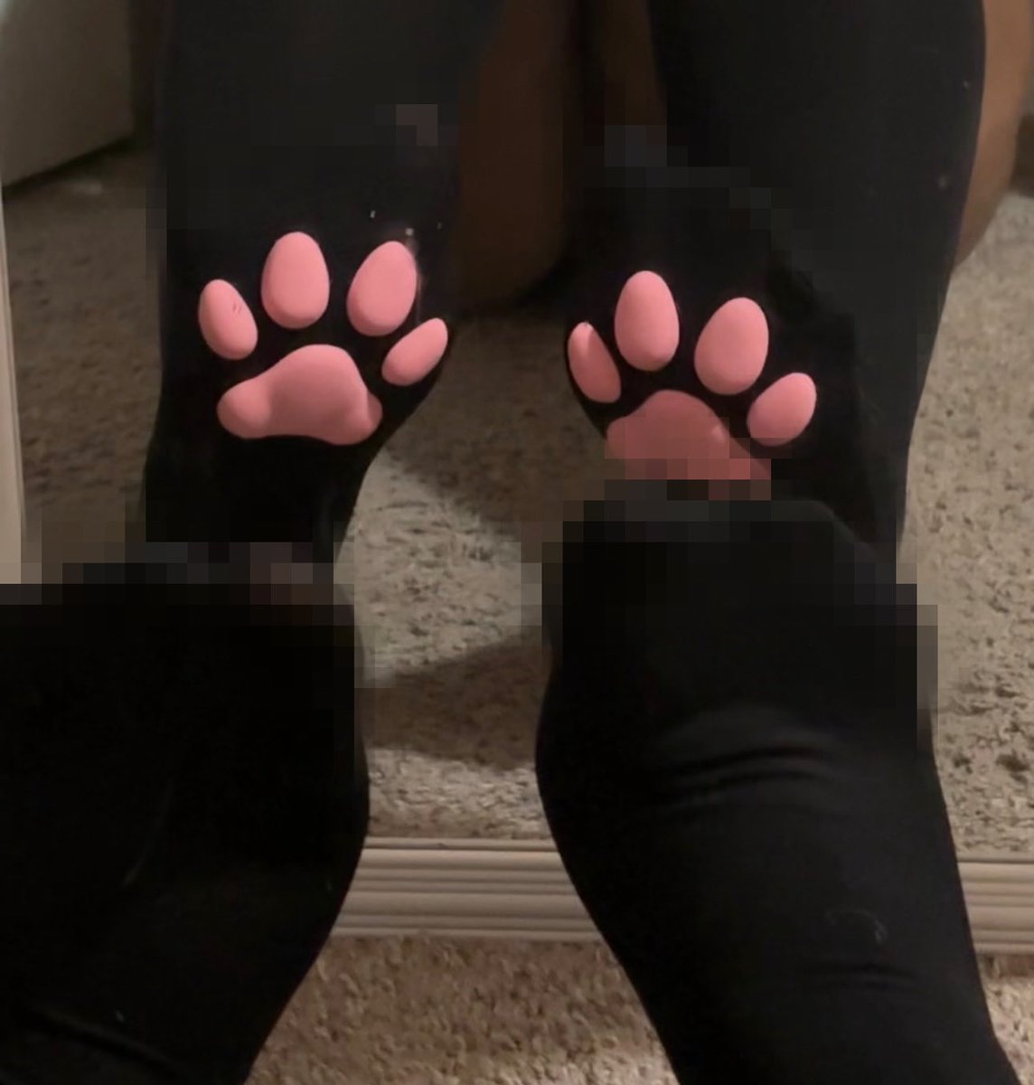 nyupiers's tweet photo. extra kitty feet pics from last night ;3 dm if you want the full uncensored version ~ might delete later ;P
#nsfwtwt #feet #toes #fetish https://t.co/IyrFxlFUy1