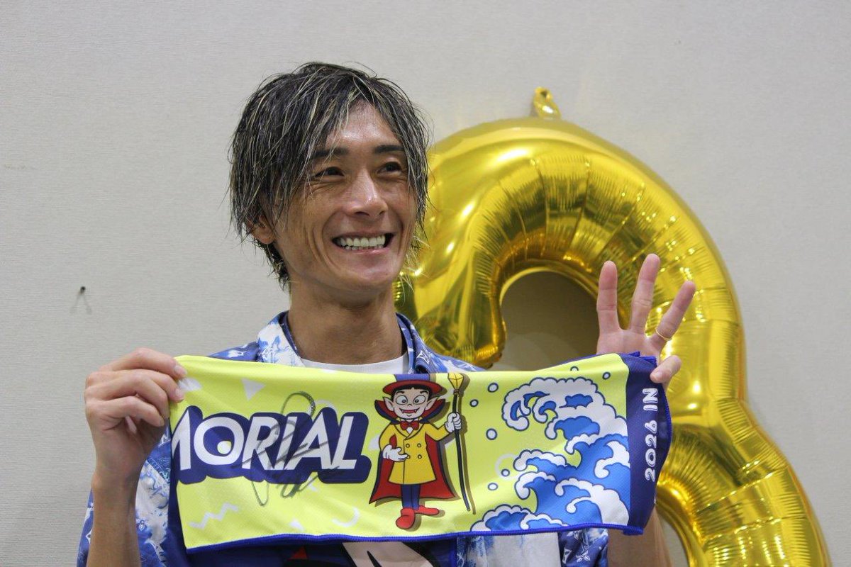 tospo_boatrace's tweet photo. 🚤👑峰竜太選手✨メモリアル優勝＆GRANDE５完全制覇記念プレゼント 👑🚤

ボートレース桐生🚤のＳＧ第72回ボートレースメモリアルで峰竜太選手が優勝し、GRANDE５を完全制覇🎊
優勝賞金➕3億円相当のインゴッド＝約3億5000万円をゲットしました‼️

この歴史的偉業を記念して峰選手から
サイン入り大会オリジナルタオル���抽選で３名様にプレゼント🎁

【応募方法���
①東スポボートレースをフォロー
②この投稿をリポスト

🗓〆切：９月７日

📣峰竜太選手への祝福＆応援コメントもお待ちしています！

#メモリアル ＃ボートレース桐生 #峰竜太 ＃GRANDE５