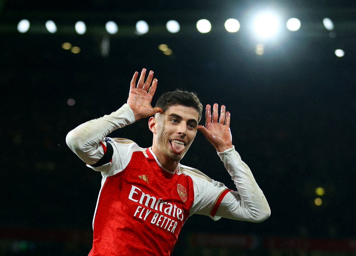 FTBLsection's tweet photo. Kai Havertz: “I’m a total sugar freak. I drink Coke after games and I need sweets because they give me strength and energy.

“When I first moved to London, we had a cook who came every day. I completely changed my diet and stopped having sugar, but I didn’t feel good at all. It had the opposite effect.

“Then we got a nutritionist at Chelsea who told me, ‘Kai, you need the Fanta, you need the Coke. Drink one a day.’

“At half-time I get gummy bears, Skittles or something. I started doing it again and suddenly I was full of energy.” 🍬