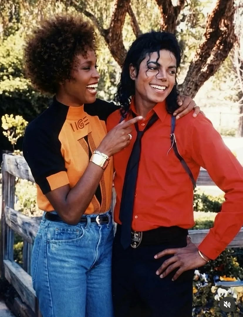 MJTHRILLERS's tweet photo. 2 precious angels taken away too soon https://t.co/0tnpxwcJiE