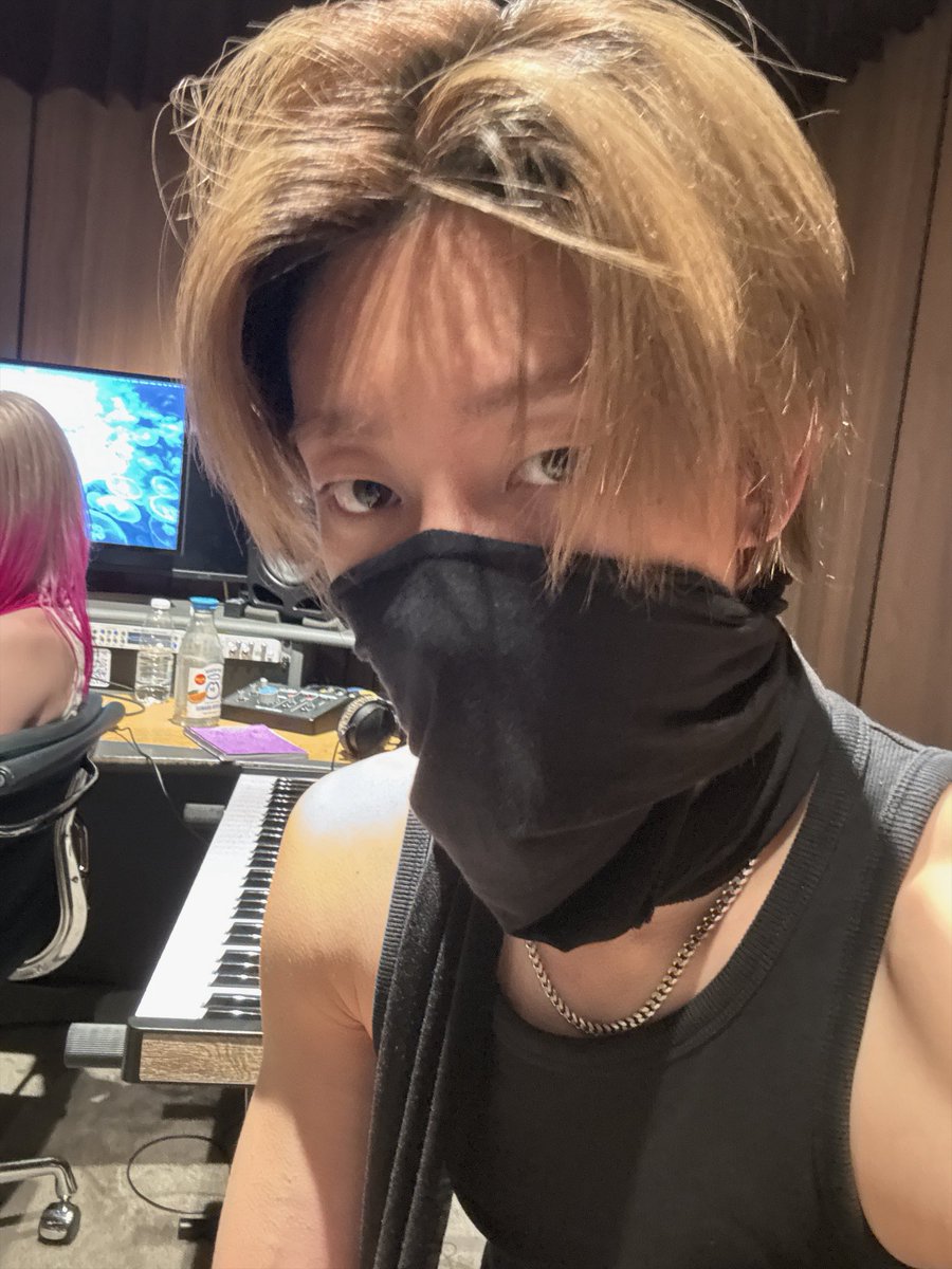 wonubliss's tweet photo. THE8 🌟🖤 https://t.co/Bbk7YdkmOj