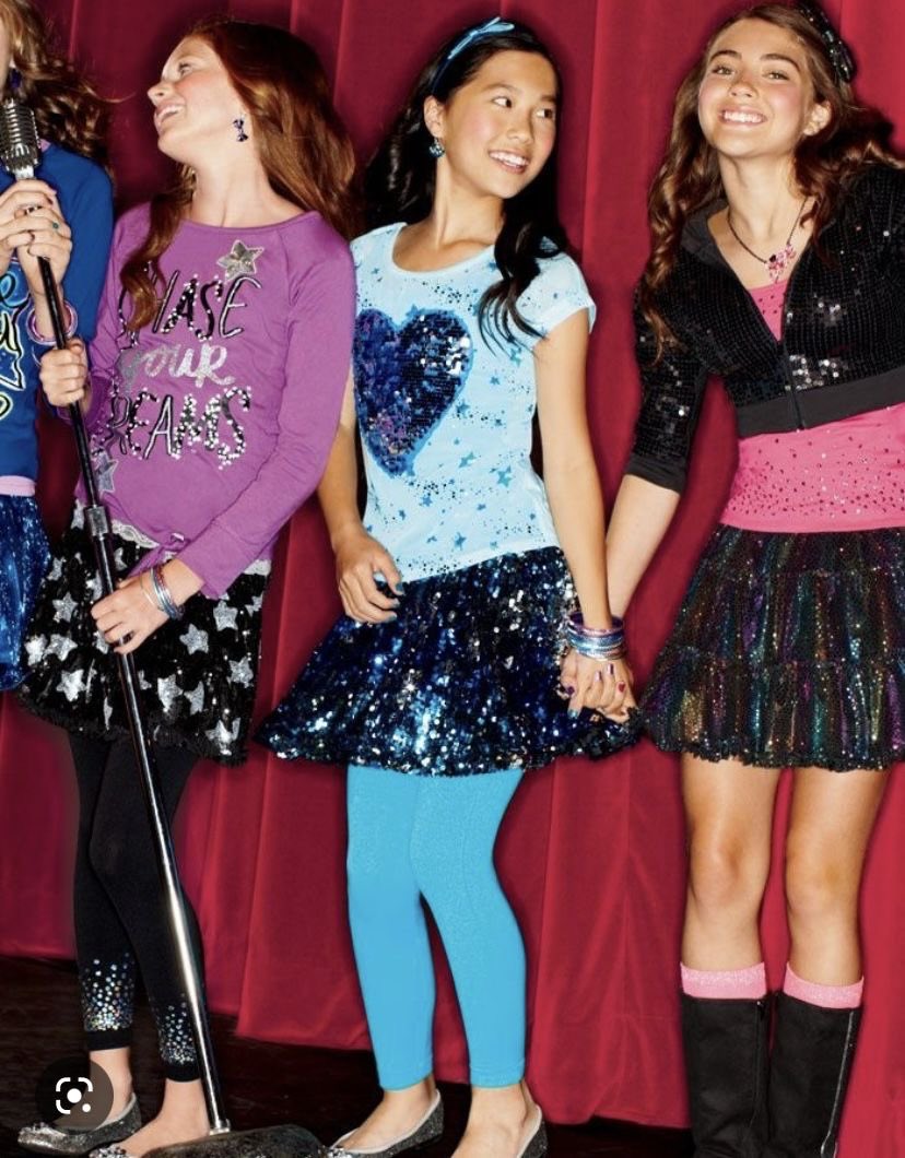 dollfacecreme's tweet photo. Bring back tween culture 🍭(thread) https://t.co/YqOEliujKT