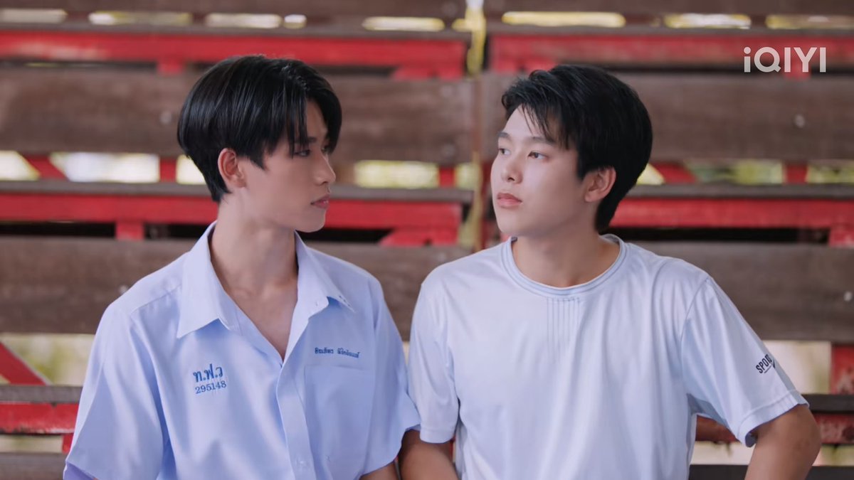 immyin1's tweet photo. 🪵: สมมุติถ้ากูชอบมึง แล้วกูอยากให้มึงสนใจกู ทำยังไงให้มึงโอเคสุด
📸 : มึงแค่เอาตัวเข้ามาอยู่ใกล้ๆกูก็พอ ถ้ากูชอบเดี๋ยวกูจีบเอง

LOVEX3  EPISODE 2

#LOVEx3_EP2 https://t.co/nRhEXEzzcF