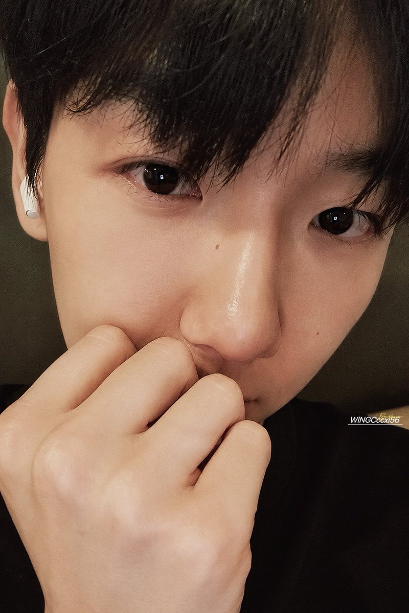 WINGCccxi56's tweet photo. You're what I dream of baby.
#백현 #BAEKHYUN 
@B_hundred_Hyun @BAEKHYUN_INB100 https://t.co/SzhBrgoKBf