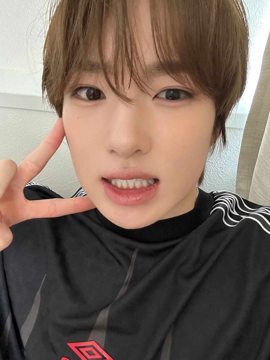 wichumedia's tweet photo. [260823] 🥐📸 00:37 HKT https://t.co/2aekN9nZgX