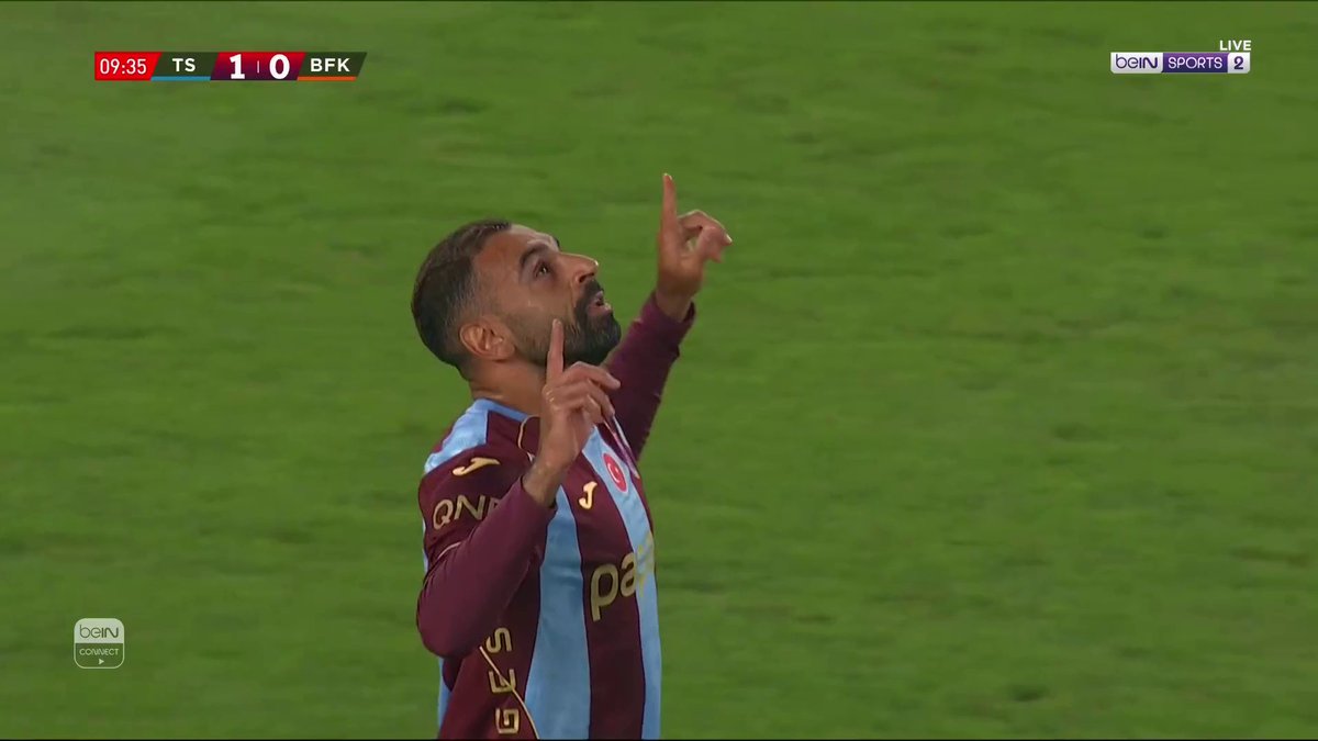 النجم المصري محمد صلاح يسجل أول أهدافه بقميص طرابزون سبور، ليبدأ رحلته في الدوري التركي بقوة 