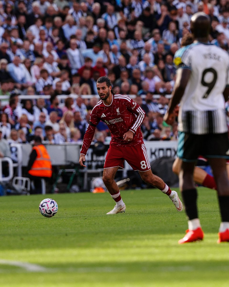 LFC's tweet photo. 46' - Back underway ▶️

[1-0] #NEWLIV