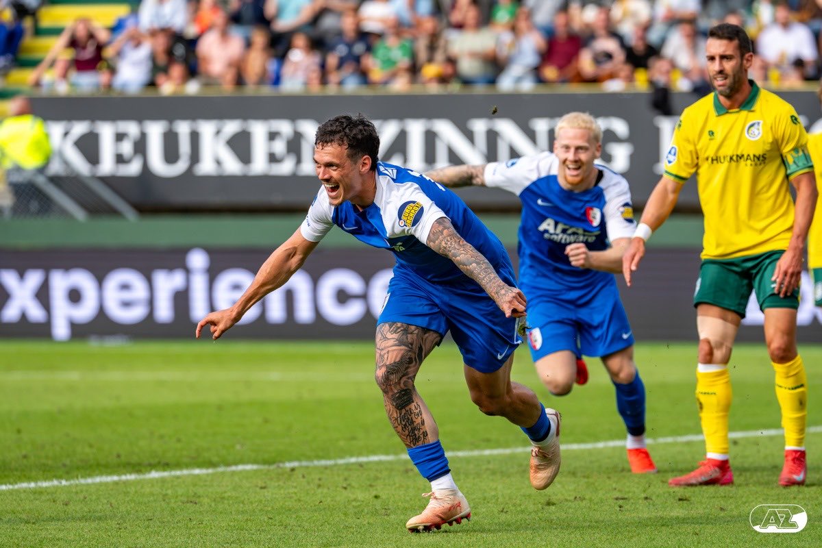 AZFrance2's tweet photo. 🇳🇱Fortuna Sittard 0-(1) AZ🇳🇱❤️🤍

Voici le 1er but du match pour l’AZ et le 1er but de la saison pour Jizz Hornkamp🇳🇱 ! ❤️🤍 https://t.co/aXdfmyIo0X