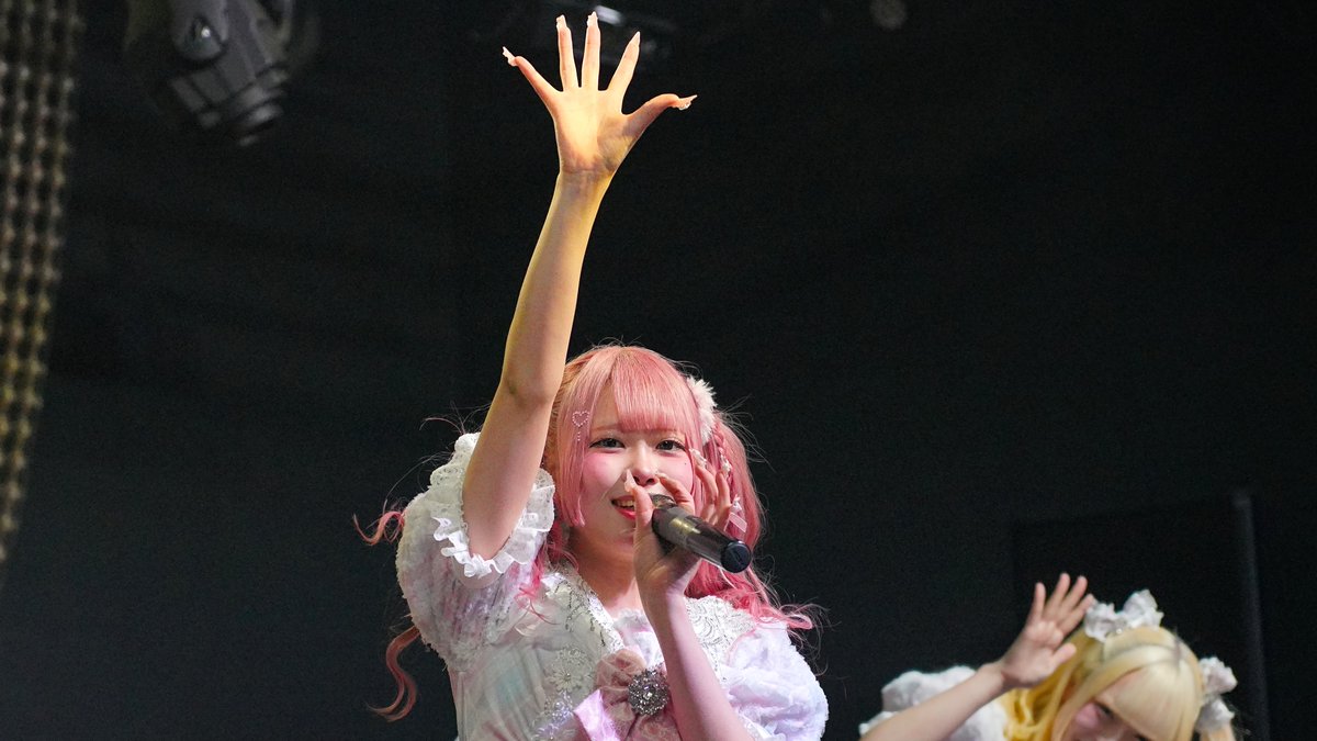 Hamakun4's tweet photo. 5月２３日のL何 挨拶中れなちゃん～
@lnan_rena
@lnan_idol https://t.co/SVYXxvpDAG